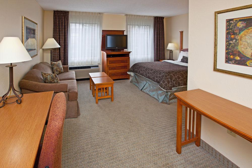 Staybridge Suites Louisville - East By Ihg Exterior foto