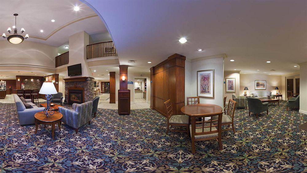 Staybridge Suites Louisville - East By Ihg Exterior foto