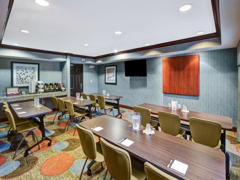 Staybridge Suites Louisville - East By Ihg Exterior foto